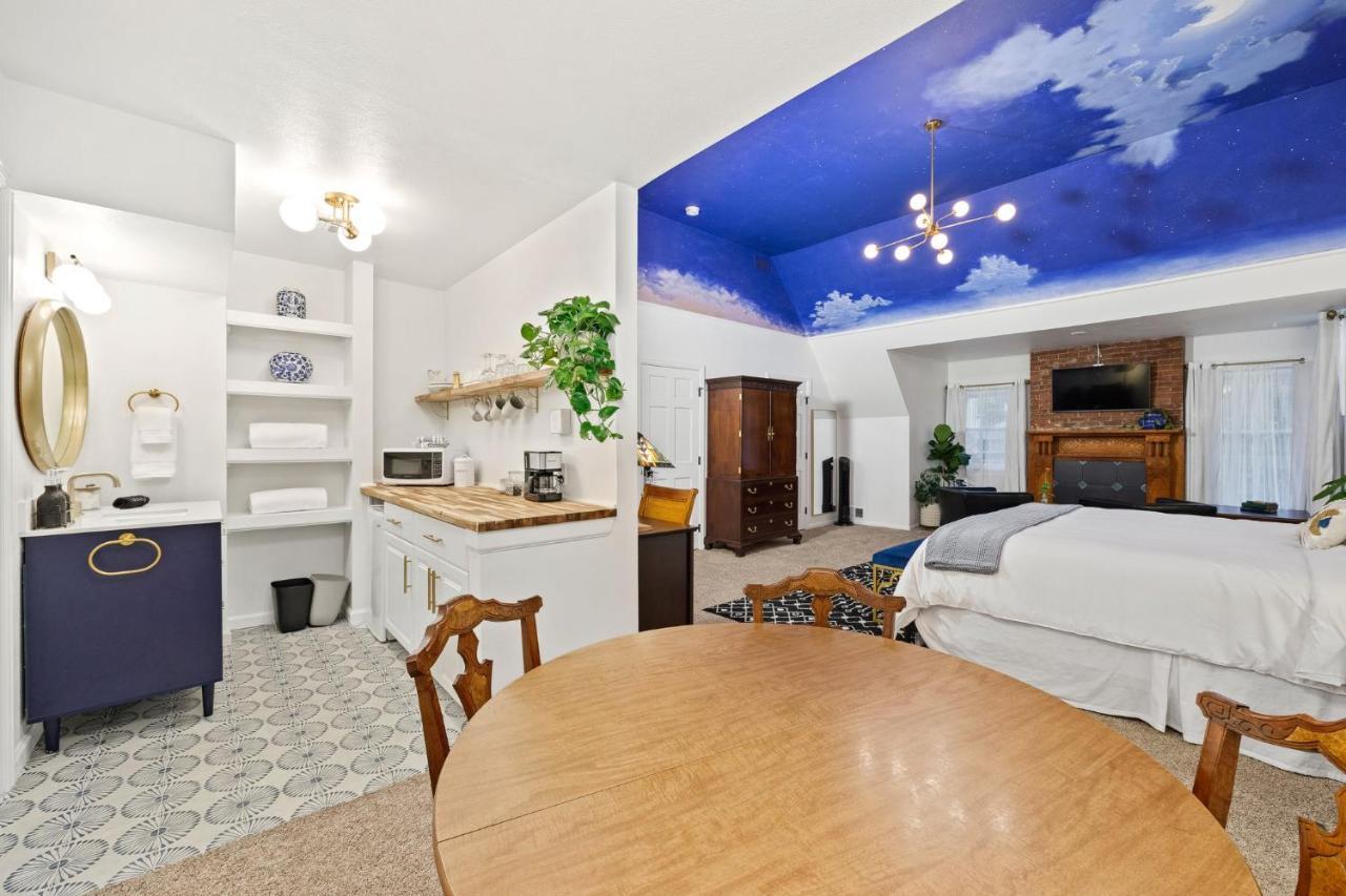 Flora House DEN Zewnętrze zdjęcie